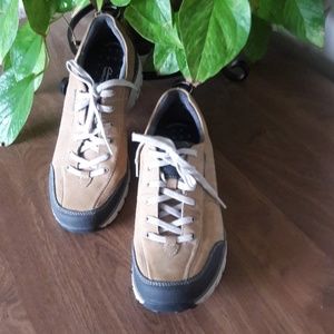 Clark's Waterproof Walking shoe